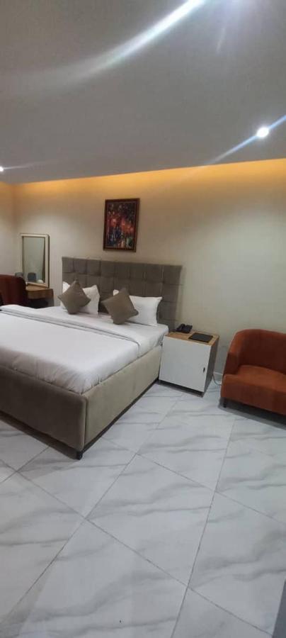 Choice Suites Signature Ikeja Exterior foto